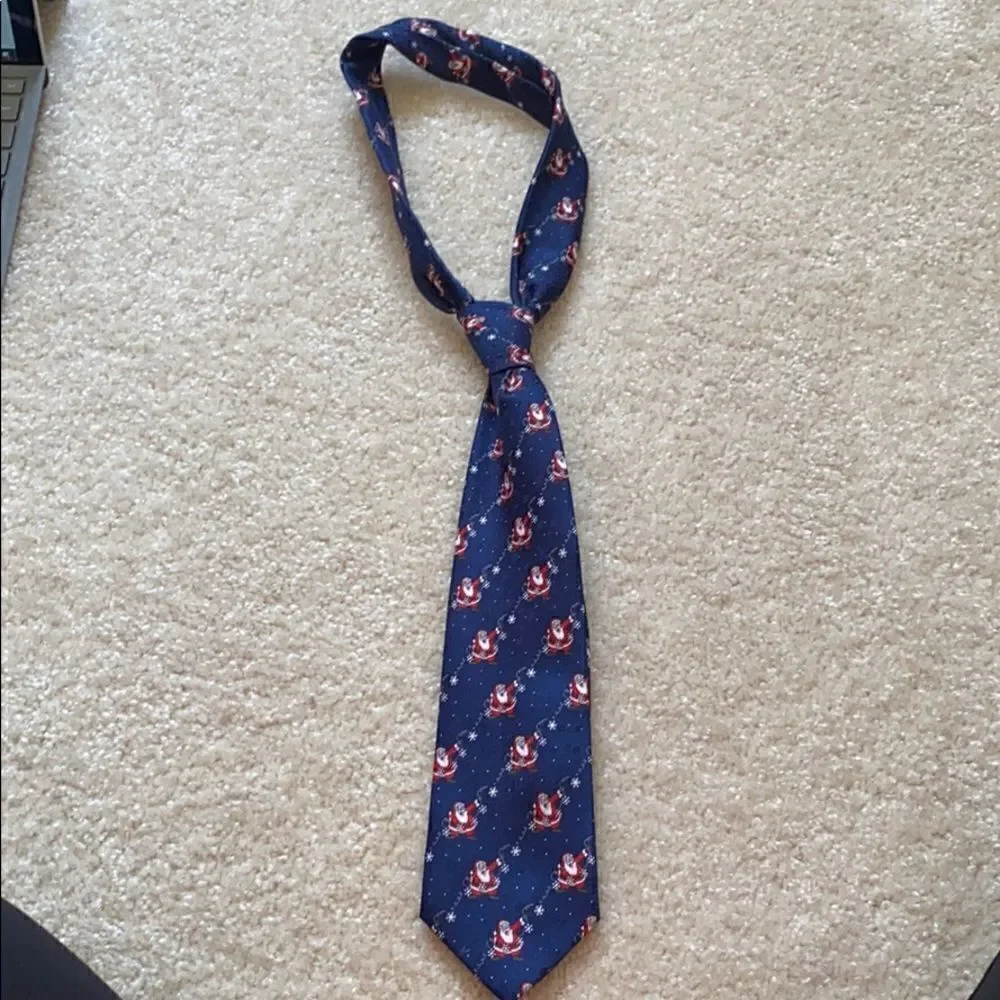Dockers Santa Tie Size 8 & under.